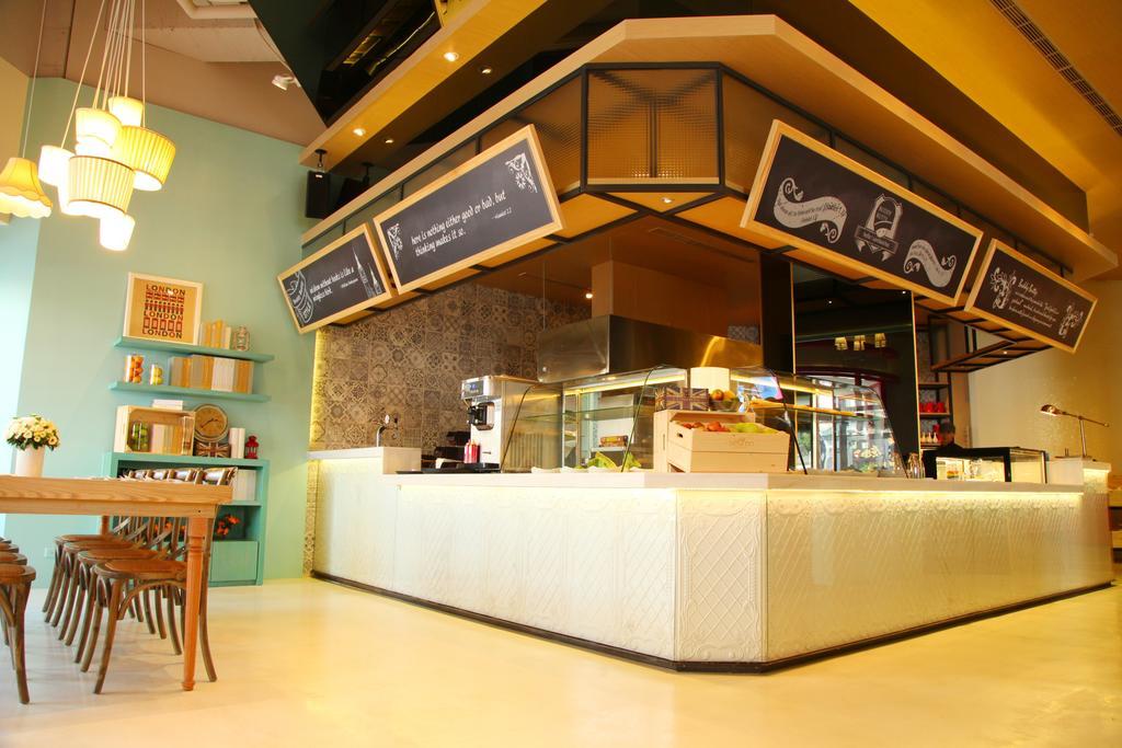 Hotel 7 Đài Trung Ngoại thất bức ảnh