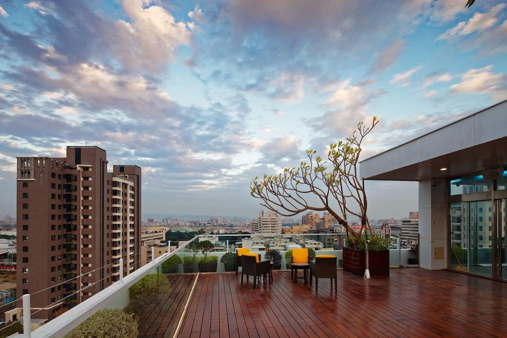 Hotel 7 Đài Trung Ngoại thất bức ảnh